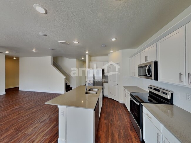 Photo - 7111 Woods Rose Dr