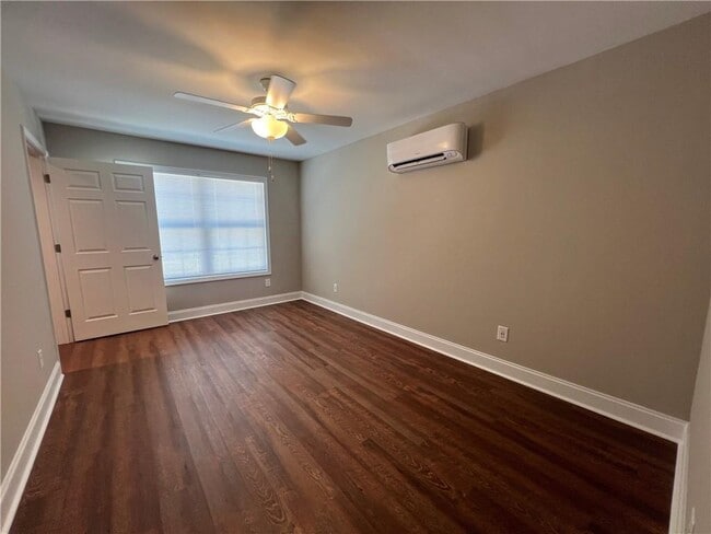 Photo - 19 Myrtle Dr