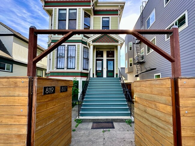 Photo - 817 Foothill Blvd Unit 817 foothill Blvd Oakland CA 9466