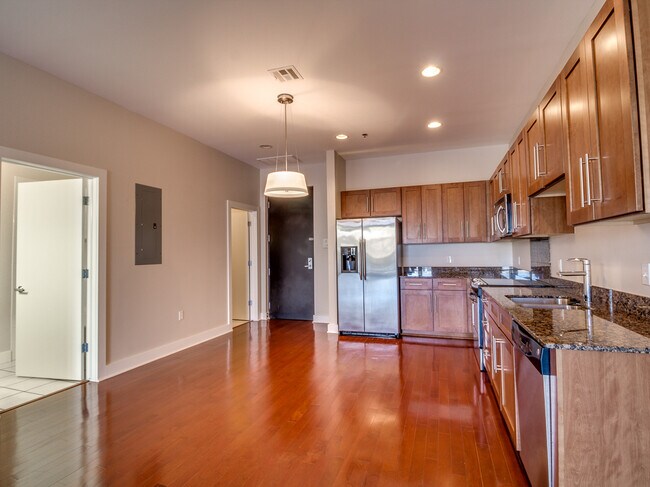 Photo - 444 N Central Ave