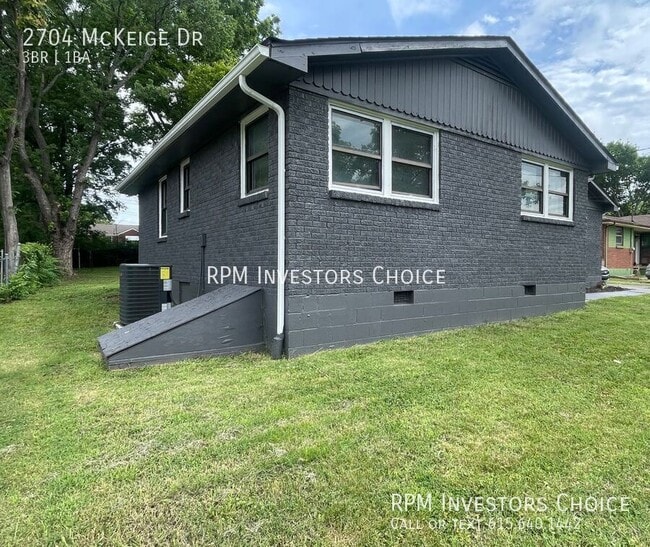 Photo - 2704 Mckeige Ct