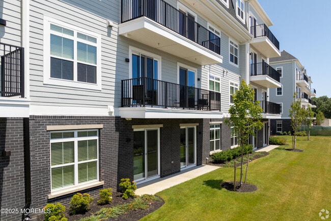 Building Photo - 6461 US-9 N Unit #341 Rental