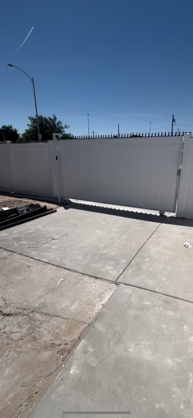 Photo - 210 W Monroe Ave Unit A