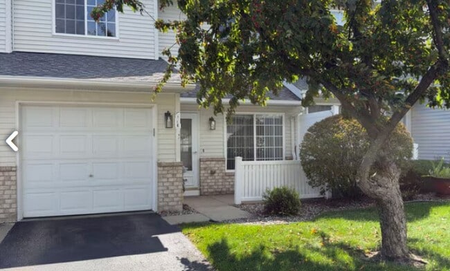 Building Photo - 8598 Quarry Ridge Ln Unit I