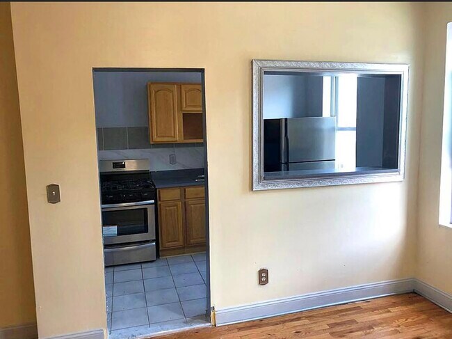 Photo - 1078 Rogers Ave Unit 3