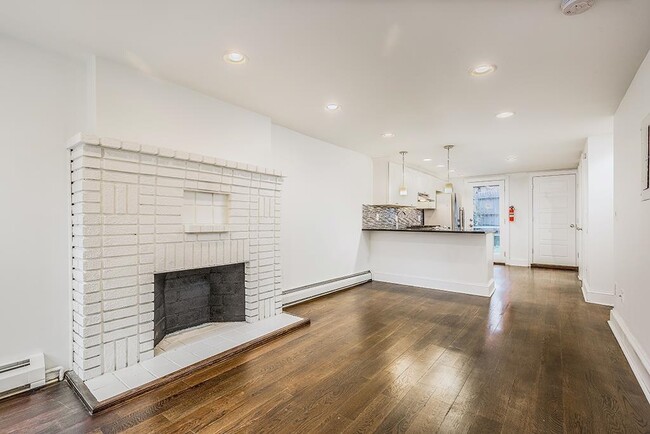 Photo - 590 Jersey Ave Unidad 1