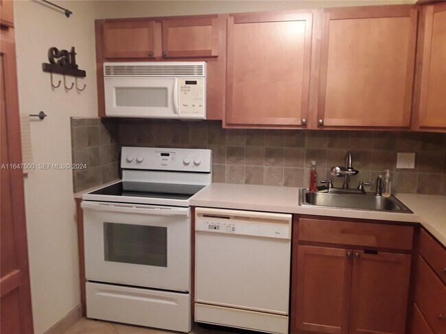 Photo - 2017 S Ocean Dr Unit 704