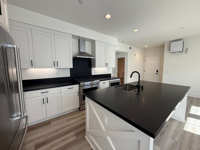 Photo - Brand New Encinitas Luxury Condo 1br 1 bath  garage $4300 Unidad 204