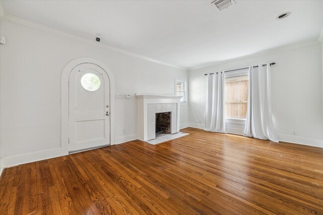 Photo - 2030 Colquitt St