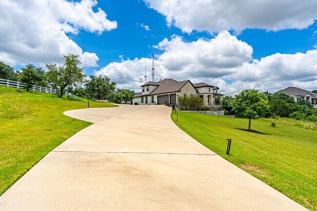 Photo - Luxurious 4 bedroom, 4 bathroom home with ...