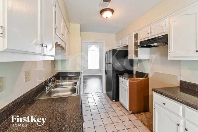 Photo - 8441 Woolrich Dr