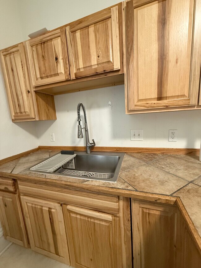 Photo - 146 W Aluminum St Unit 146 A bottom left
