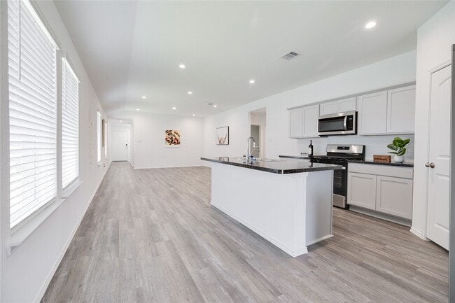 Photo - 5706 Simcrest Grove Dr