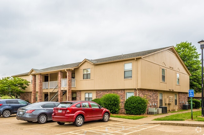 Meadow Lake Apartments