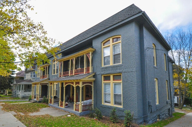 Photo - 222-226 Eddy St