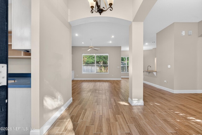 Photo - 1312 Sylvie Ln