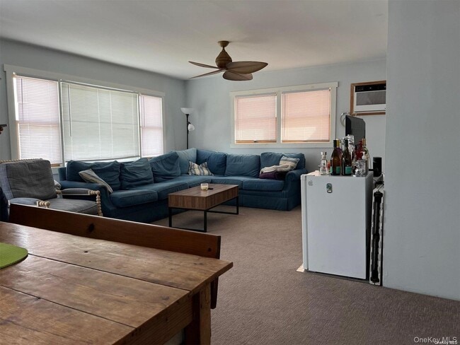 Photo - 563 Neptune Blvd Unit Upper