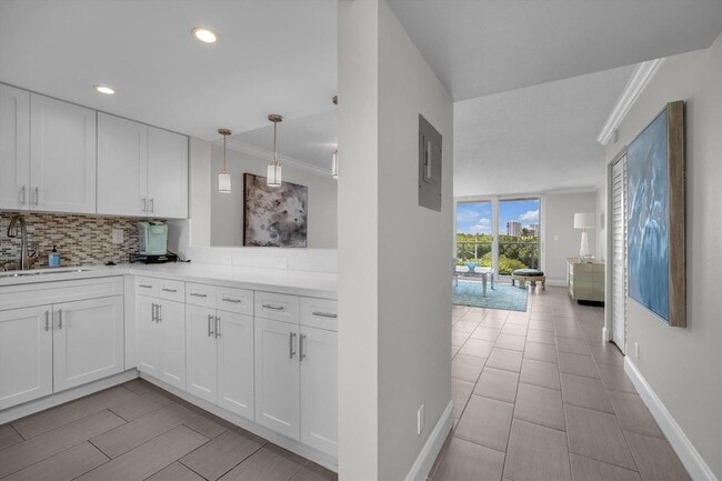 Photo - 601 N Ocean Blvd Condo