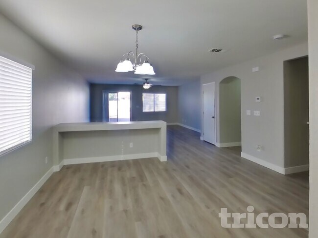 Photo - 1110 Edgestone Mark Ave