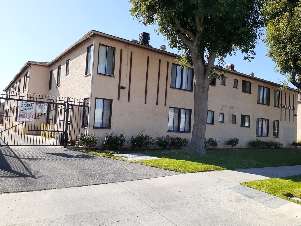 Sylmar Apartments - Sylmar Apartments