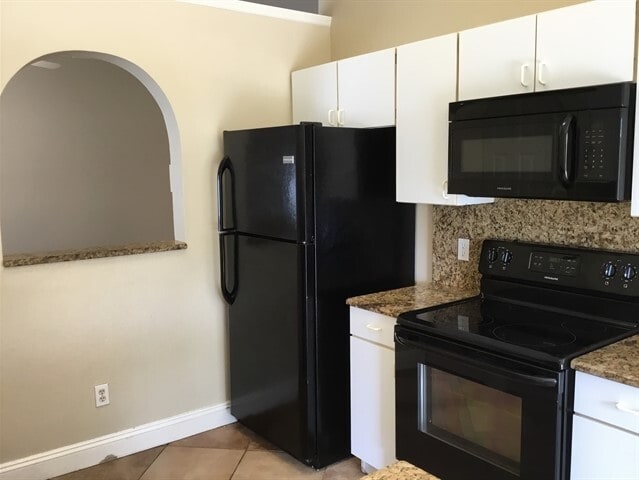 Photo - 10122 Richardson Ct