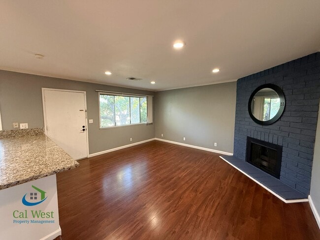 Photo - $2495 - 2 Beds/1 Bath Updated Condo in Gilroy Unit G