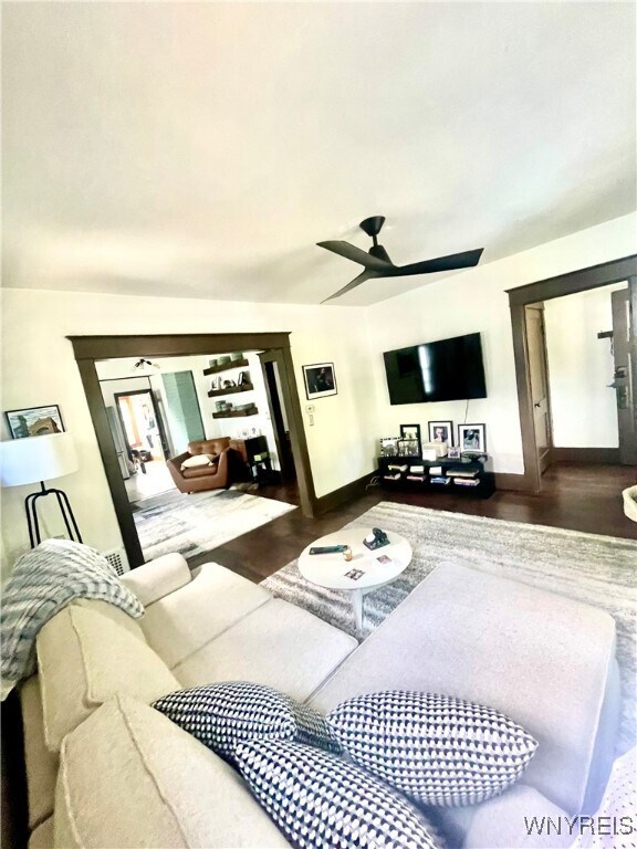 Photo - 141 Parkwood Ave