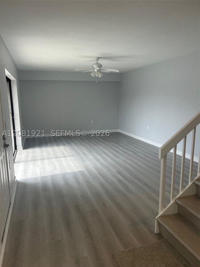 Photo - 603 6th Way