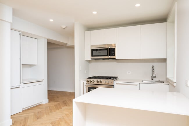 Photo - 16 Forest St Apartment Unit B1