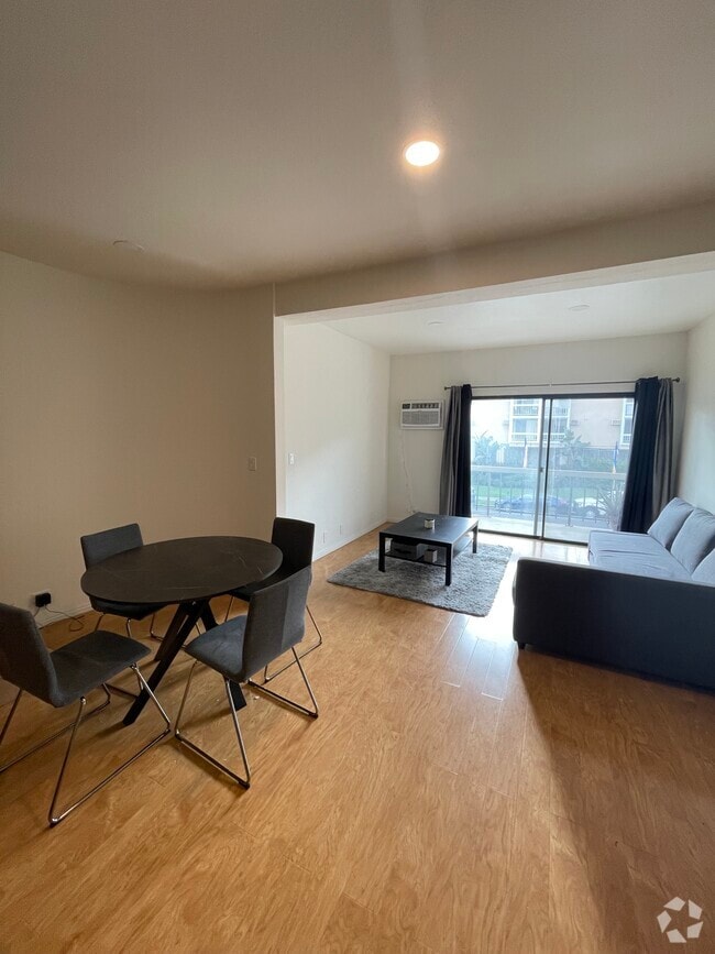 Building Photo - 1440 Veteran Ave Unit 262 Rental