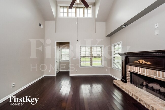 Photo - 345 Deer Creek Way