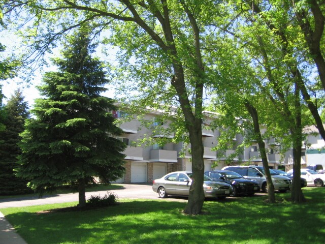 Building Photo - McKenna Woods Rental