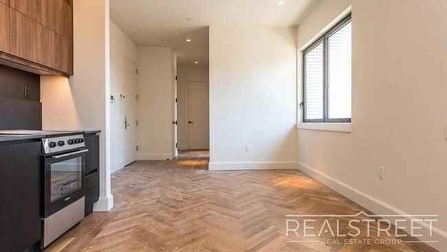 Photo - Duffield Street