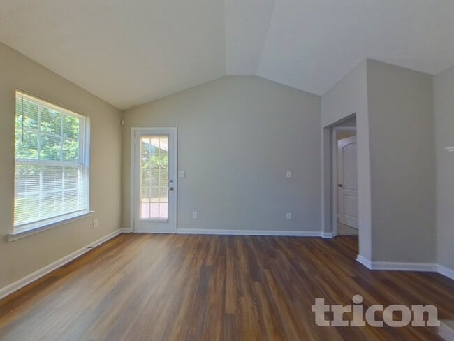Photo - 80 Tinsley Cir