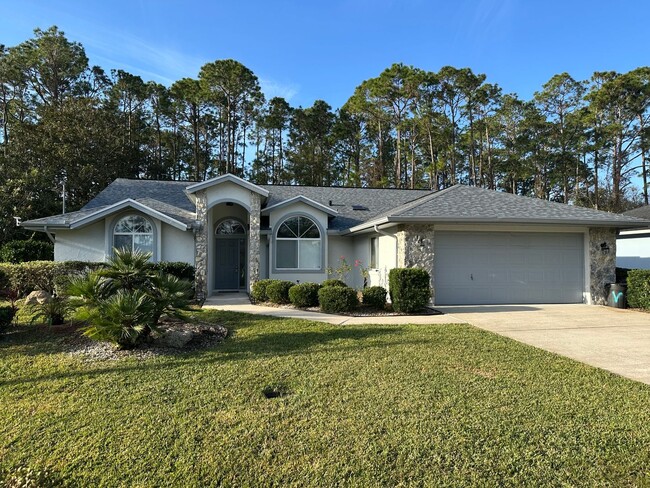 Beautiful Pine Lakes Pool home AVAILIBLE NOW! - Beautiful Pine Lakes Pool home AVAILIBLE NOW!