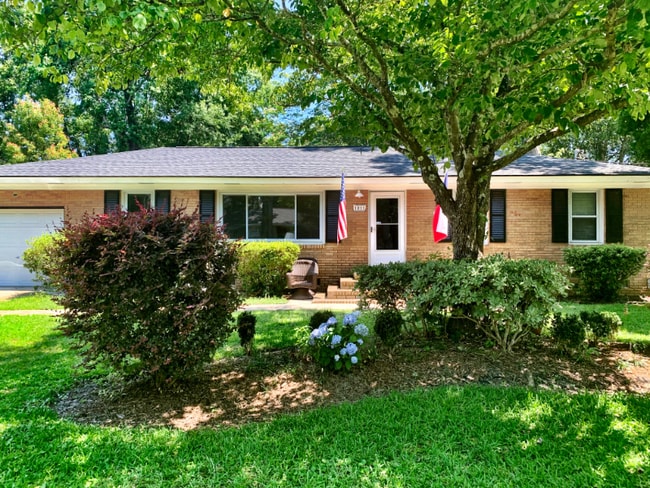Building Photo - 1811 Biltmore Dr Rental