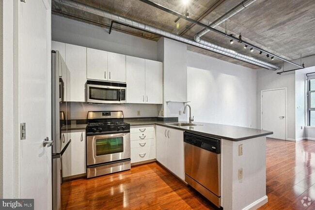 Building Photo - 1300 N St NW Unit 410 Rental
