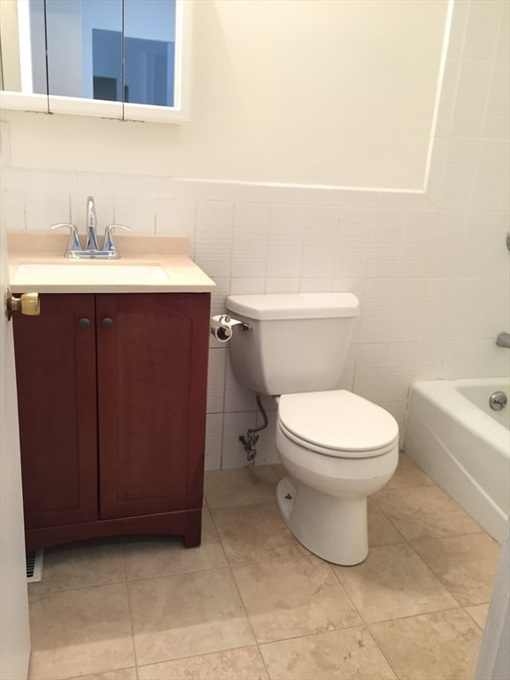 Photo - 153 Lake Shore Rd Unidad 1