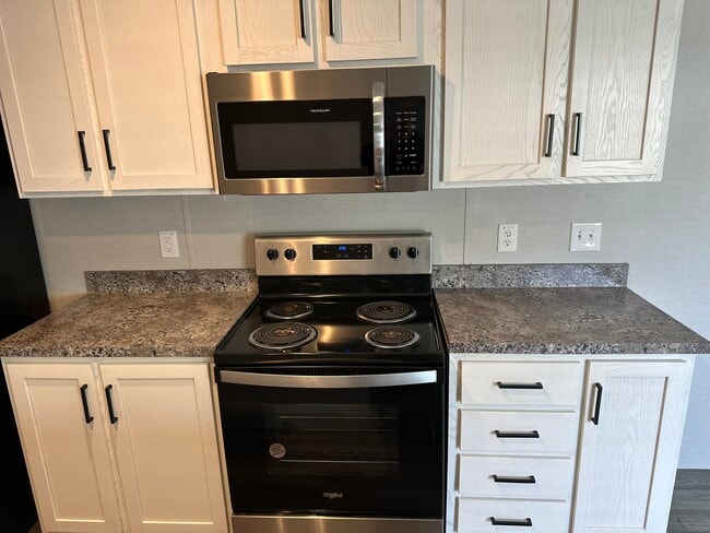 Photo - 2239 Wellington Green Dr