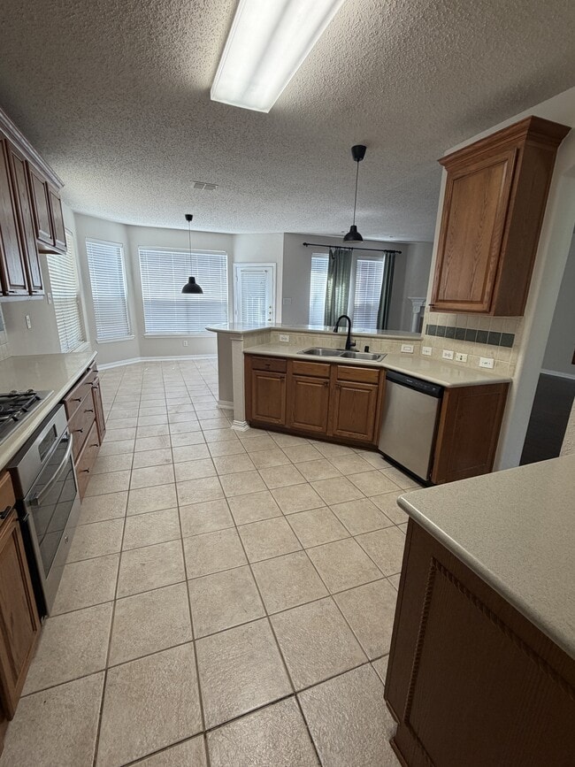 Photo - 1919 Bridgewater Dr