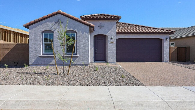 Building Photo - 7682 W Jackrabbit Ln