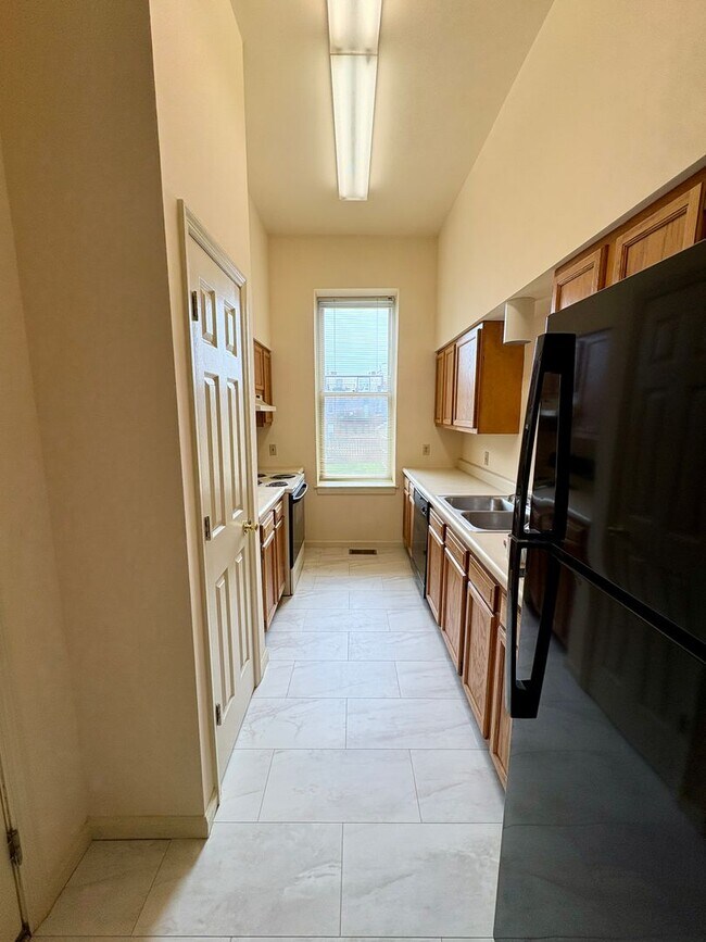Photo - 2406 S 10th St Unit 2406-B S 10th