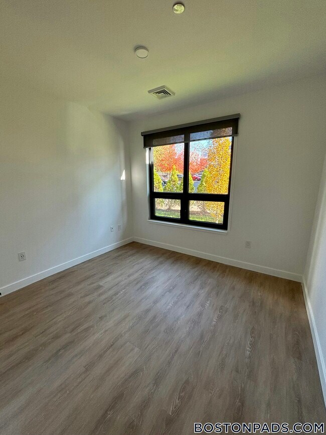 Photo - 199 Gardner St Unit 102