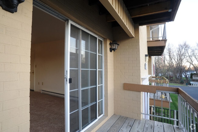 Photo - The Hills at Lehigh