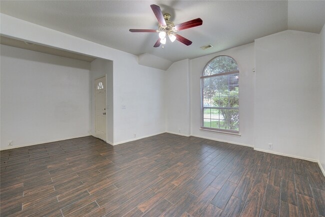 Photo - 14027 Coveney Dr