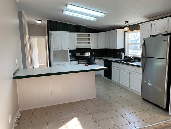 Photo - 7153 Whitney Rd