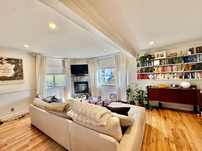 Photo - Top floor, Two-Bed unit in Queen Anne!!!!!