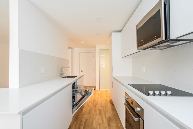 Photo - 55 Eccleston Dr Unit 210