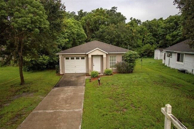 Building Photo - 718 Lyman St