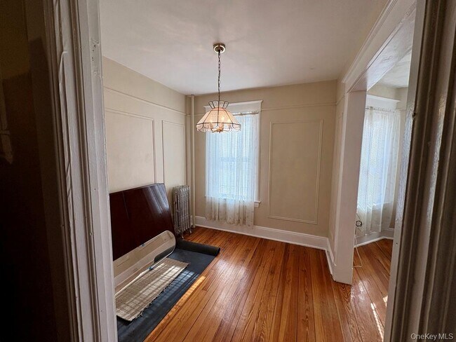 Photo - 106 McLean Ave